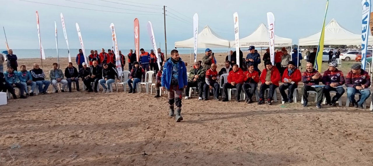 Akdeniz Surf Casting Turnuvası yapıldı