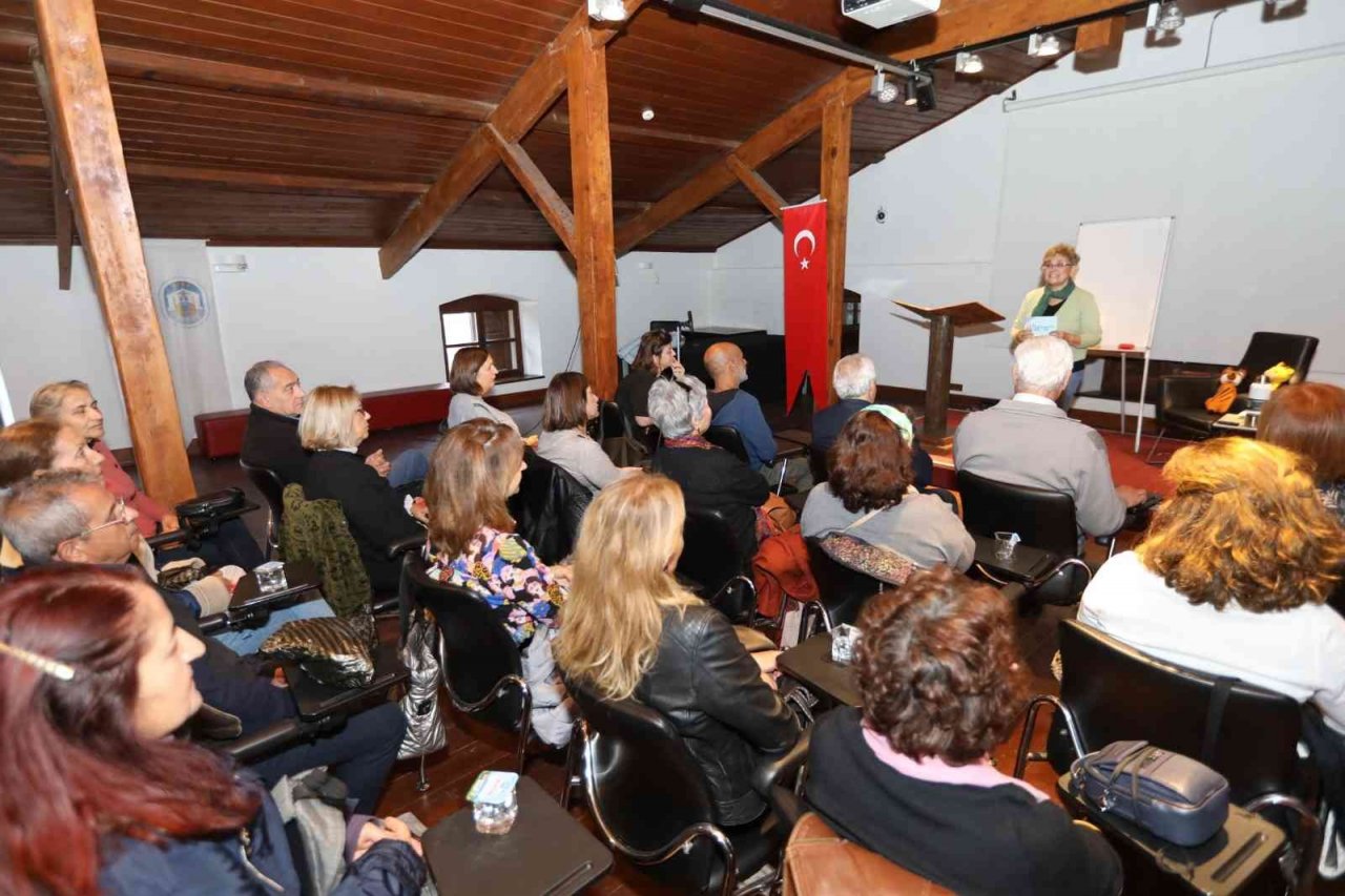 Selçuk’ta ‘Şiddetsiz İletişim Atölyesi’