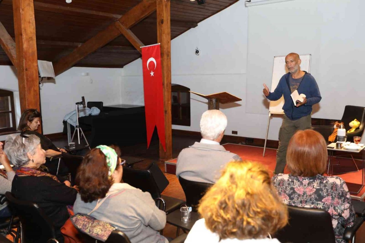 Selçuk’ta ‘Şiddetsiz İletişim Atölyesi’