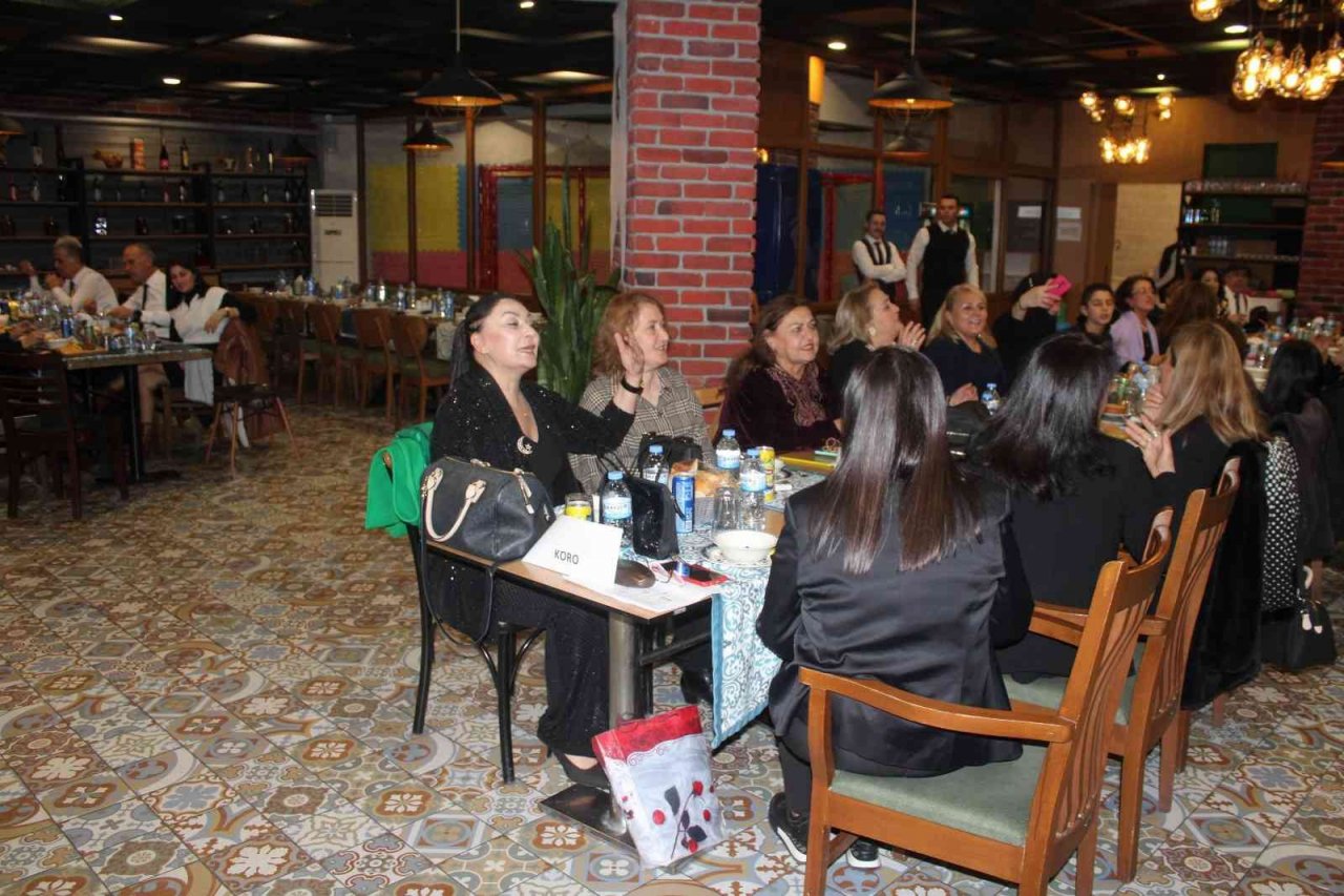 Taş Mektepli Emekli Öğretmenler Buluştu