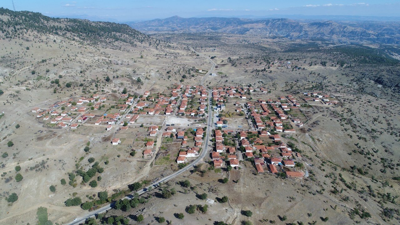 Çıkrıkçı Mahallesi’nde üstyapı çalışmalarına başlandı