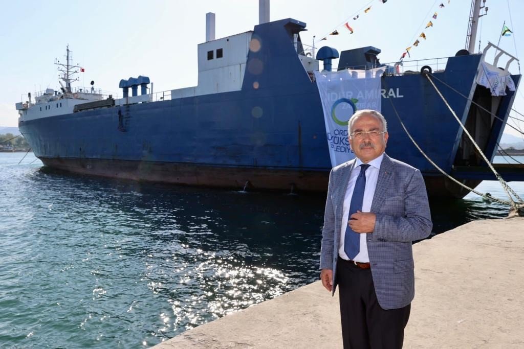 Ünye Limanı dünyaya açıldı