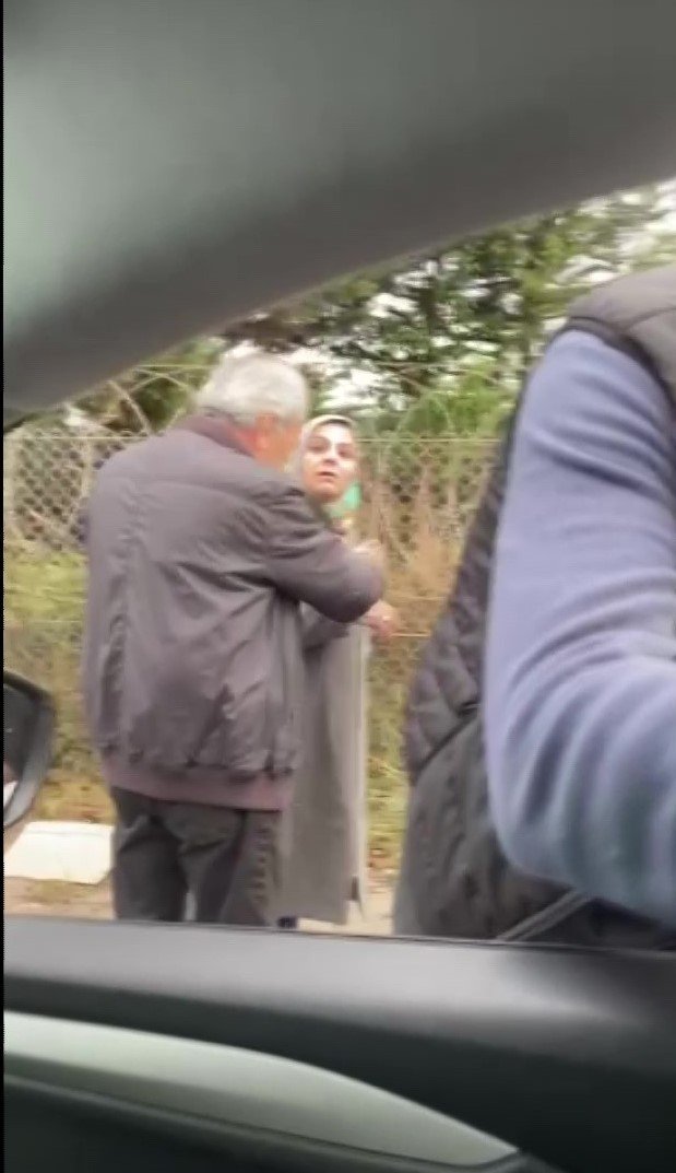 Sancaktepe’de korna çaldığı otomobildekilerin saldırısına uğradı, iki parmağı kırıldı