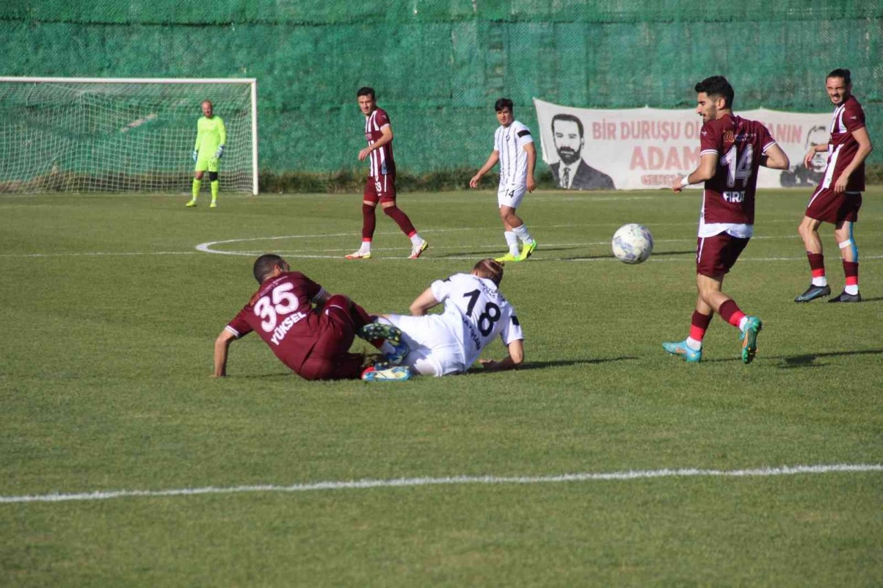 TFF 3. Lig: ES Elazığspor: 3 - Hacettepe 1945: 2