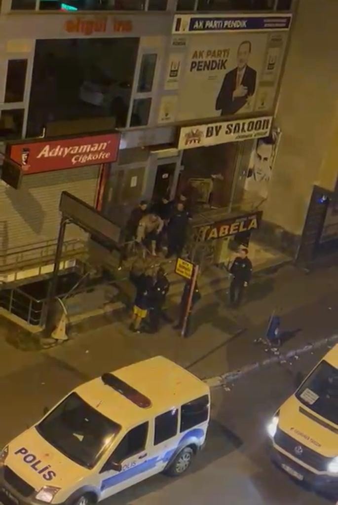 Pendik’te iki kardeş arasında kavga: Babaları ortalığı ayağa kaldırdı