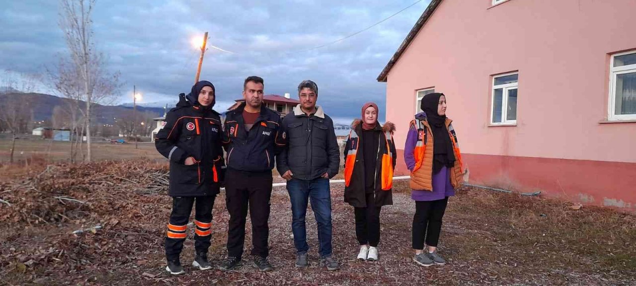 Bayburt’ta 2 gündür kayıp aranan genç samanlıkta bulundu