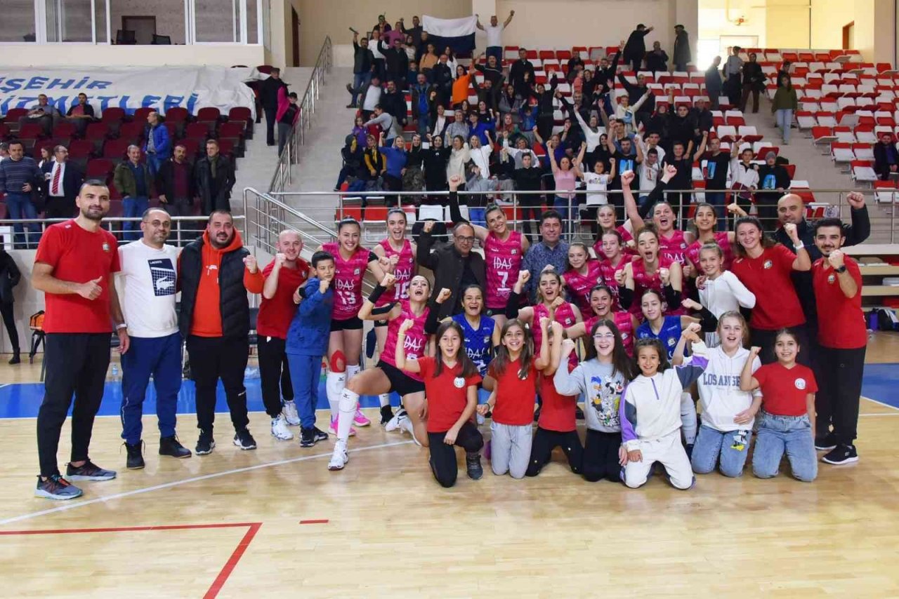 Bozüyük Belediyesi Eğitim ve Spor Kulübü: 3 , Eskişehir Tepebaşı Gençlik Spor: 0