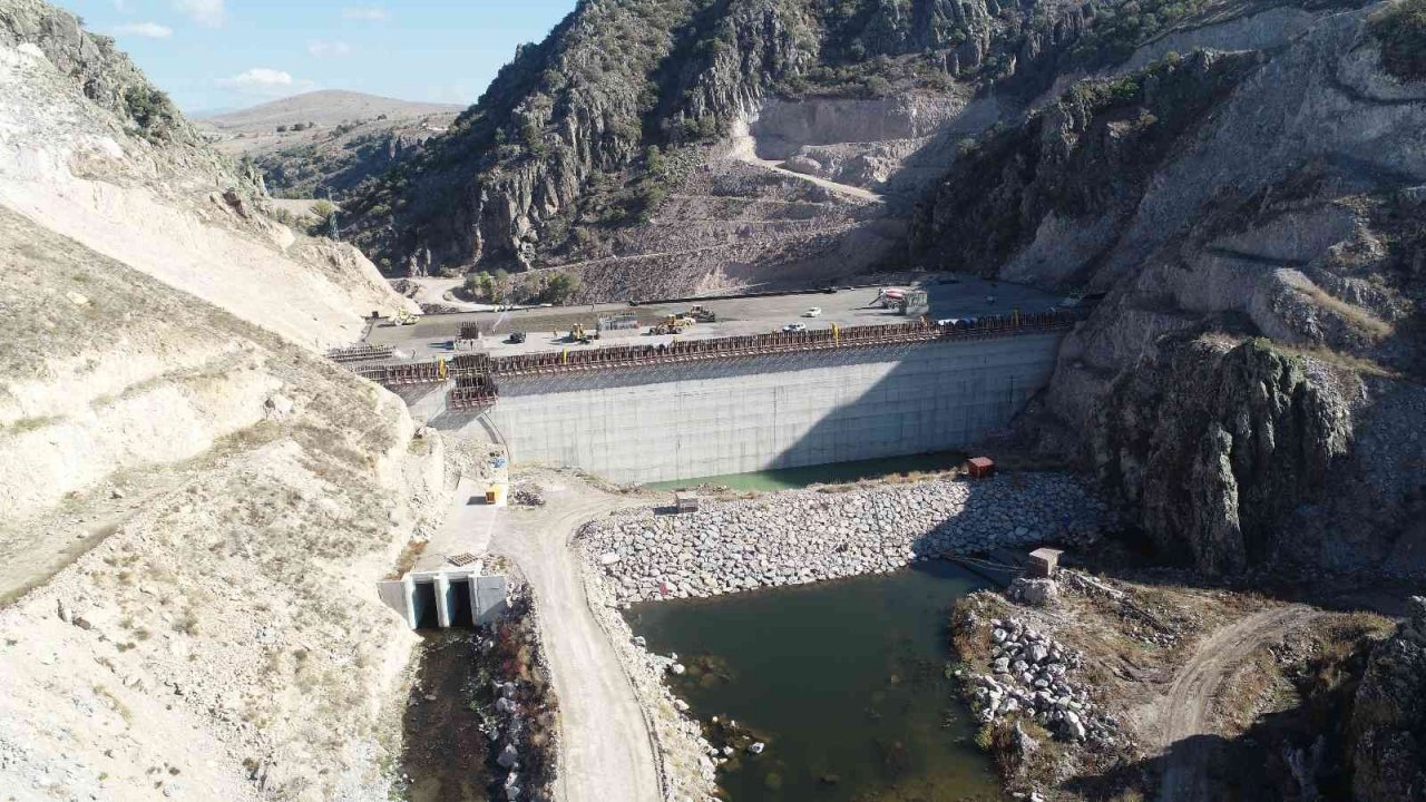 DSİ Genel Müdürü Lütfi Akca: “Kızlaryolu Barajı milli ekonomiye 288 milyon lira katkı sağlayacak”