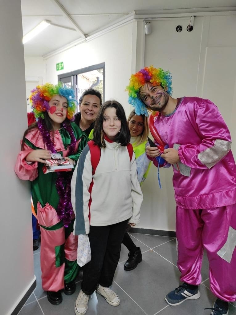 İhtiyaç sahibi aileler ve çocukları unutulmaz bir gün yaşadı