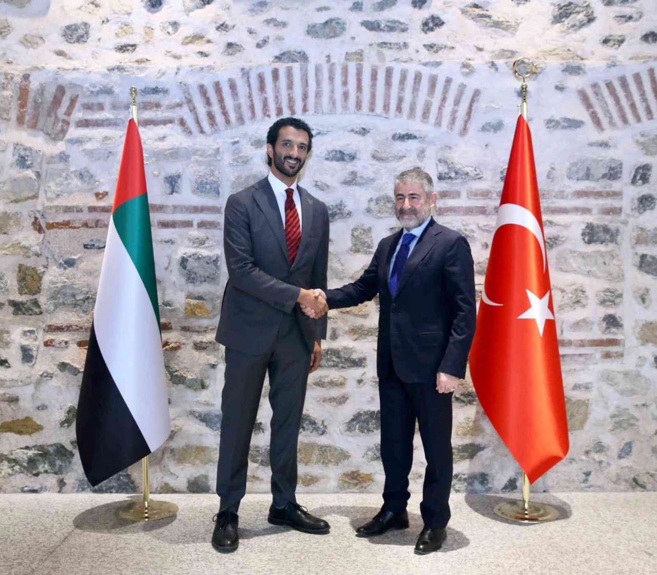 Hazine ve Maliye Bakanı Nebati, BAE Ekonomi Bakanı ile görüştü