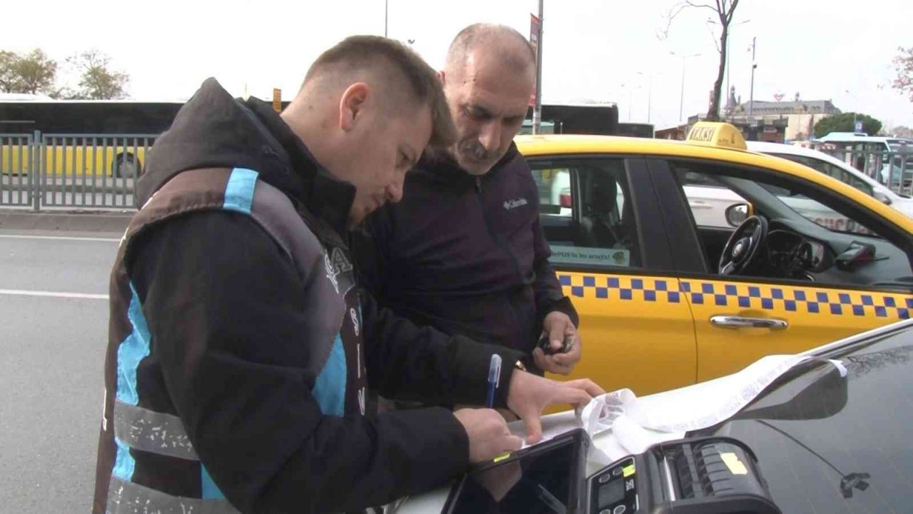 Kadıköy’de taksi şoförlerine ceza yağdı
