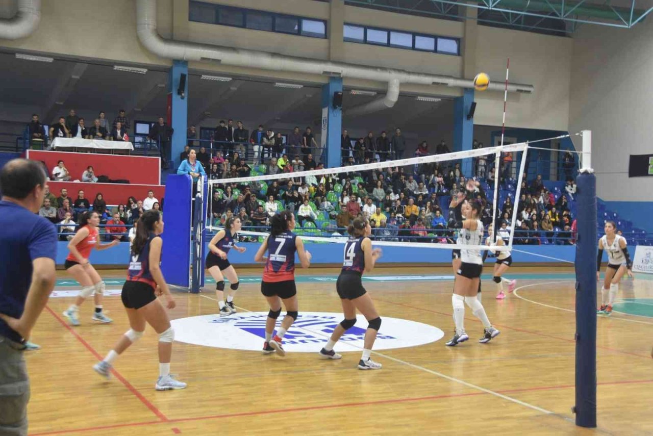 Bodrum derbisinde gülen taraf Bodrum’un İncileri oldu