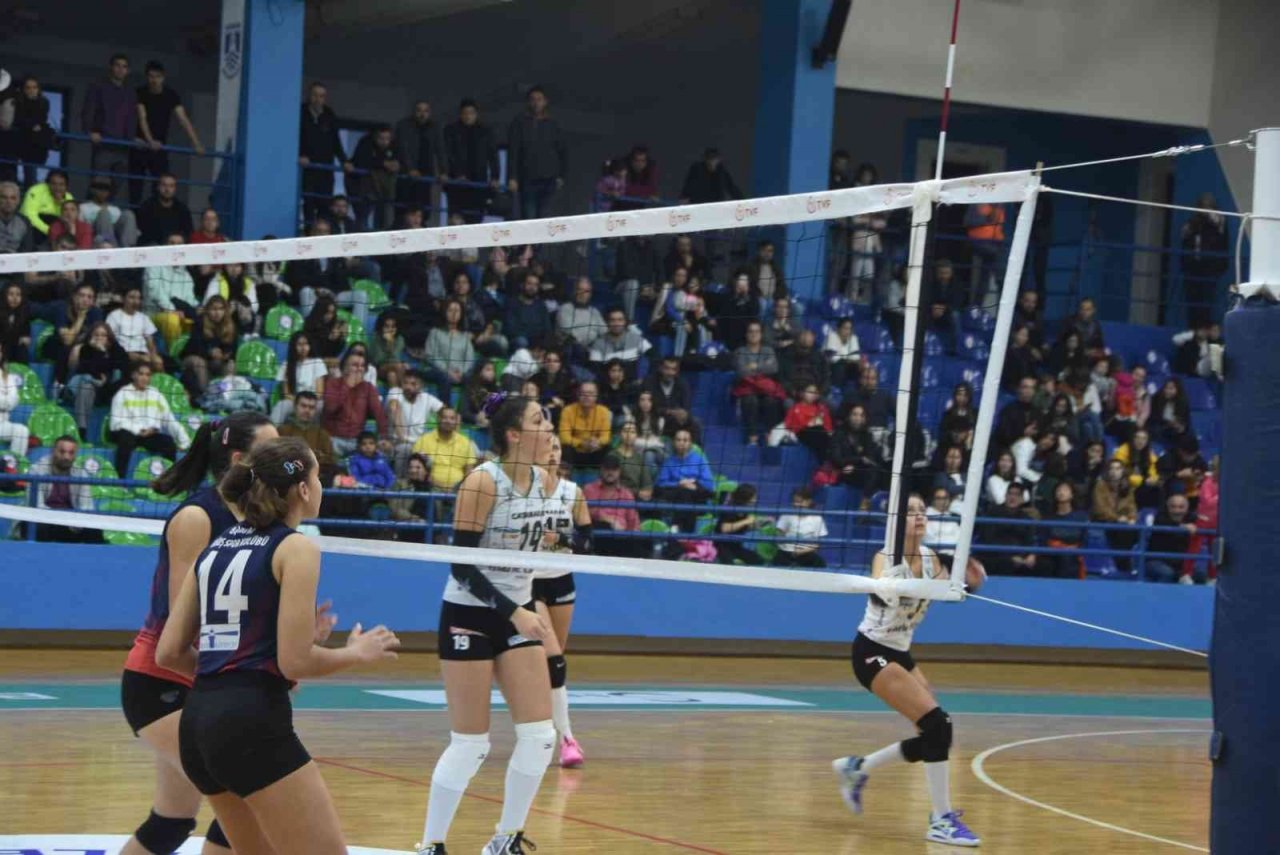 Bodrum derbisinde gülen taraf Bodrum’un İncileri oldu