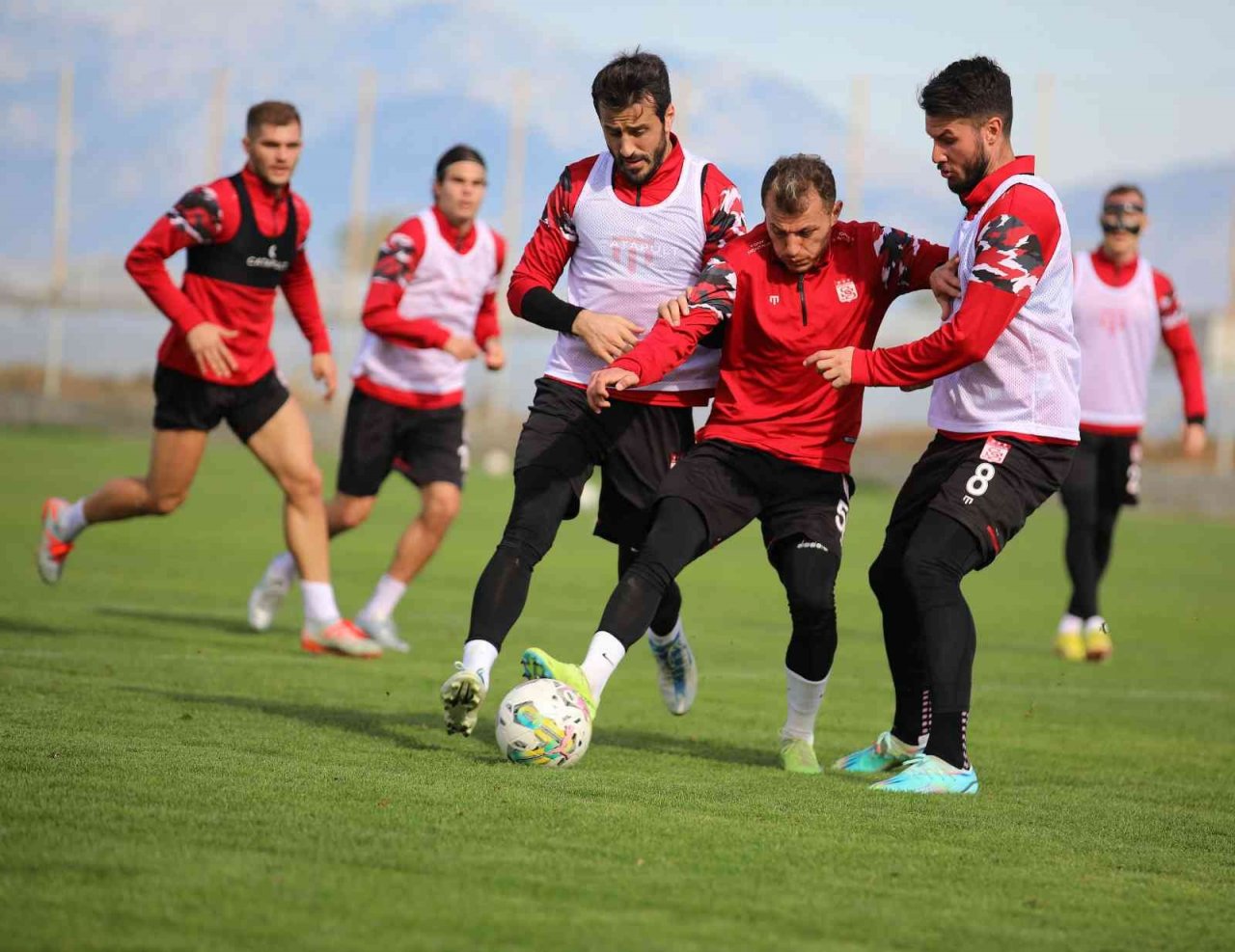 Sivasspor hücum ve savunma çalıştı