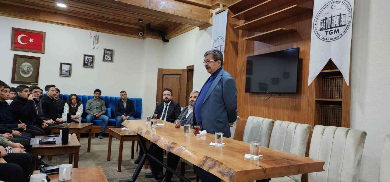 Başkan Büyükkılıç’ın örnek projelerine ilgi ve takdir sürüyor