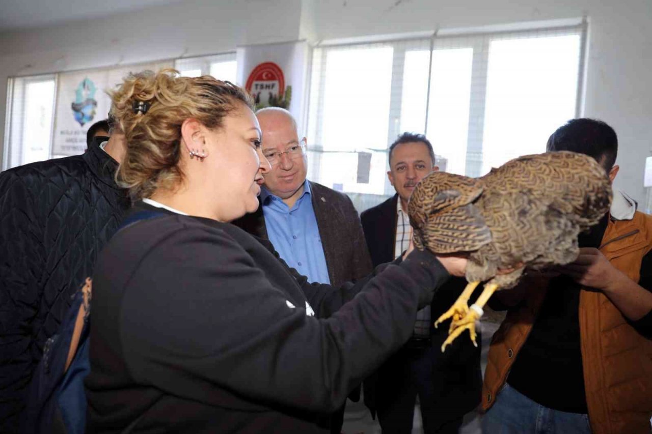 Menteşe’de kümes hayvanları gösterisi