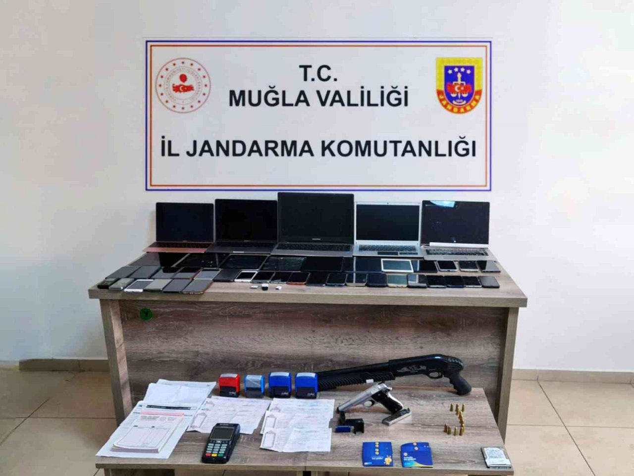 Muğla Jandarmasından 12 milyon liralık sanal rezervasyon operasyonu