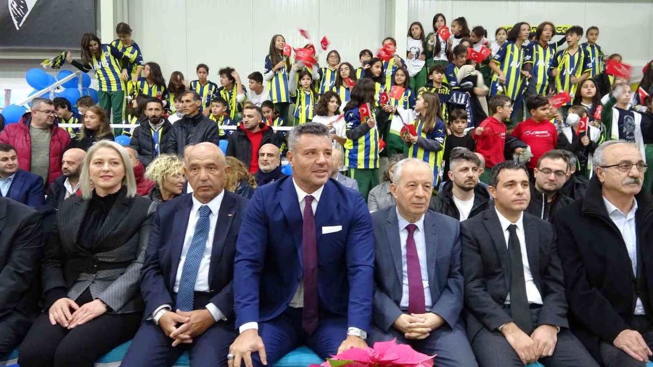 Saran Grup, 23’üncü Spor Salonu’nu Çanakkale’de açtı