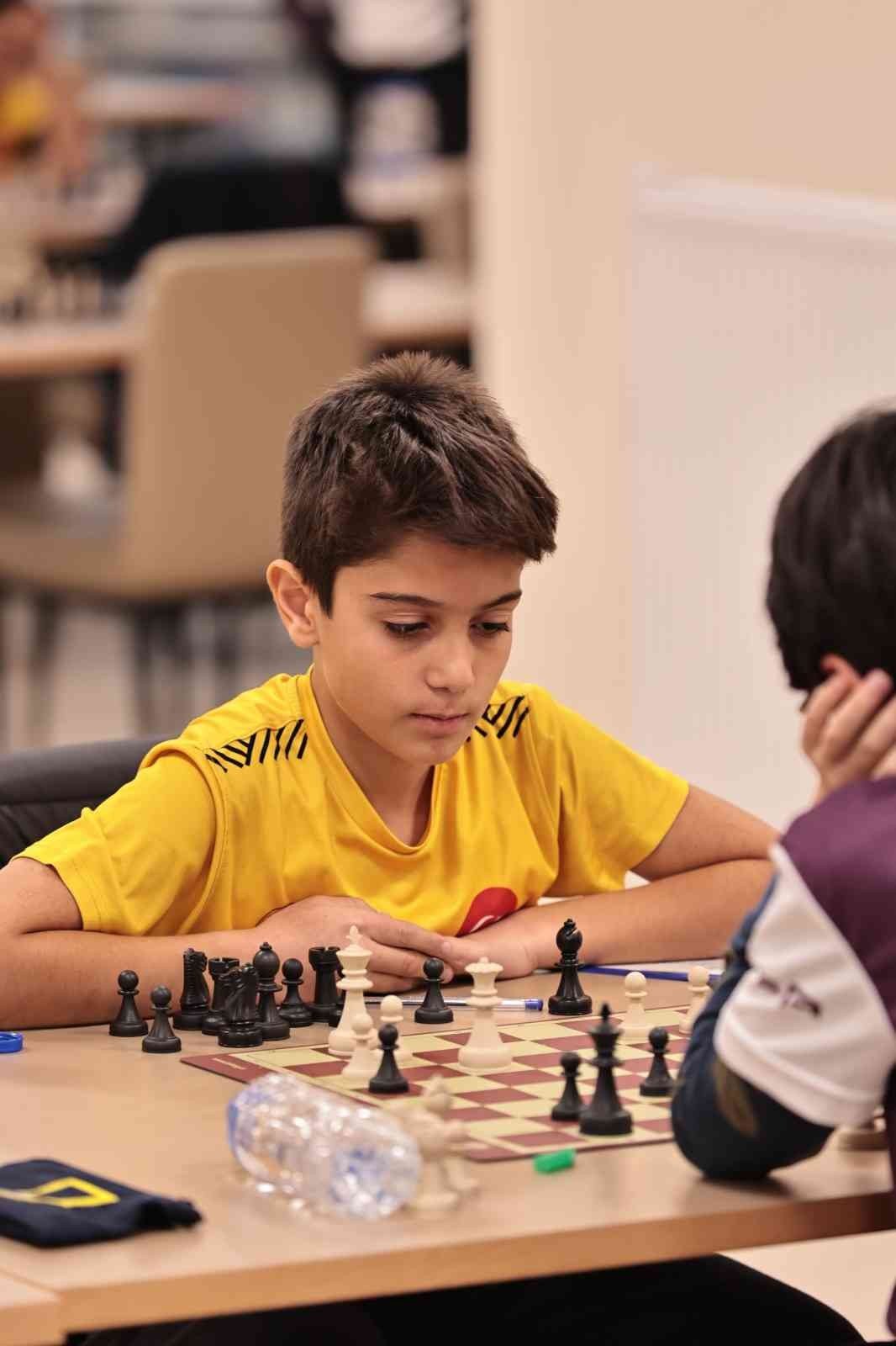 Denizli’de 205 sporcu il birincisi olmak için hamle yaptı