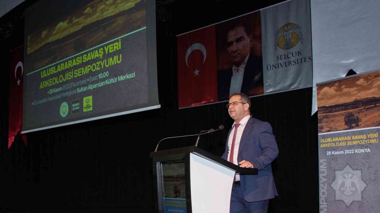 SÜ’de Uluslararası Savaş Yeri Arkeolojisi Sempozyumu başladı