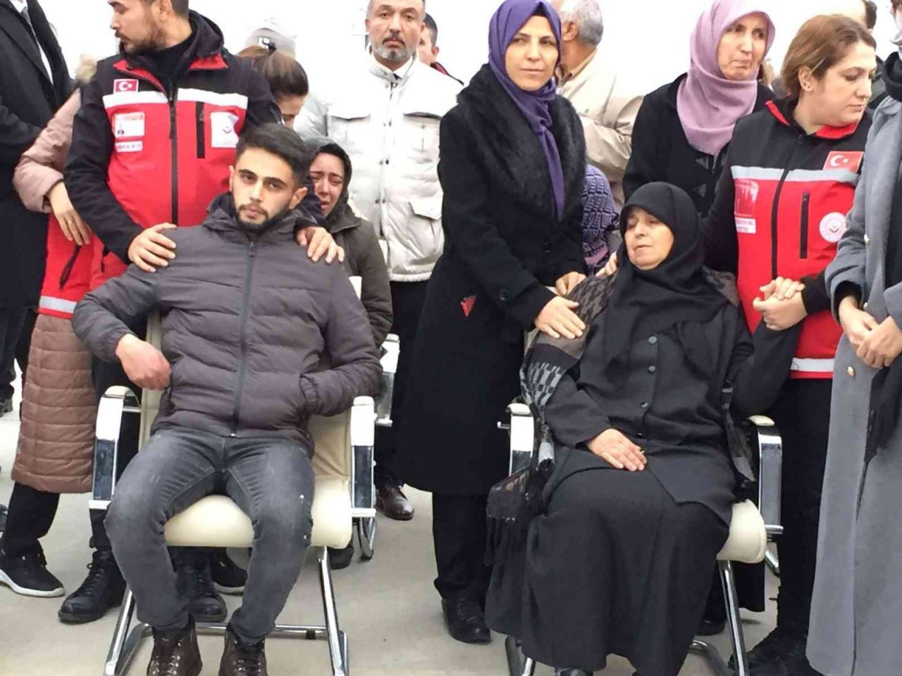 Afyonlu şehidin naaşı Denizli’ye ulaştı