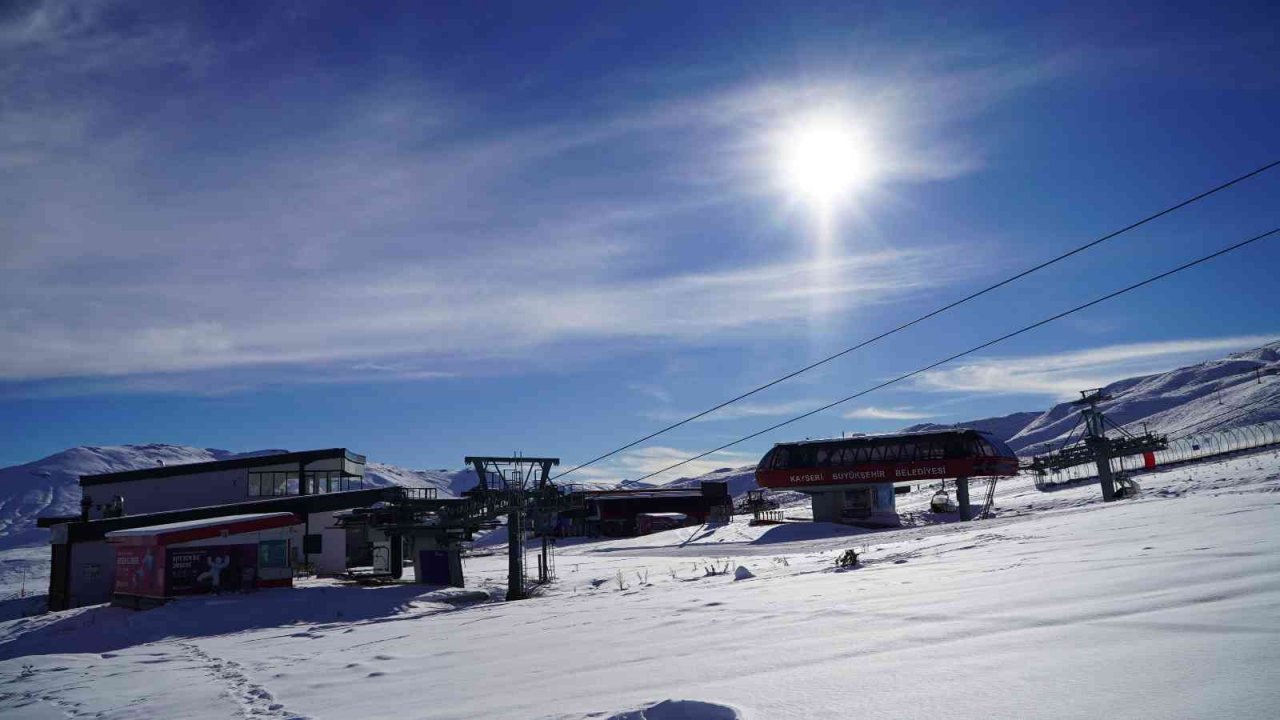 Erciyes’te muhteşem kış manzarası