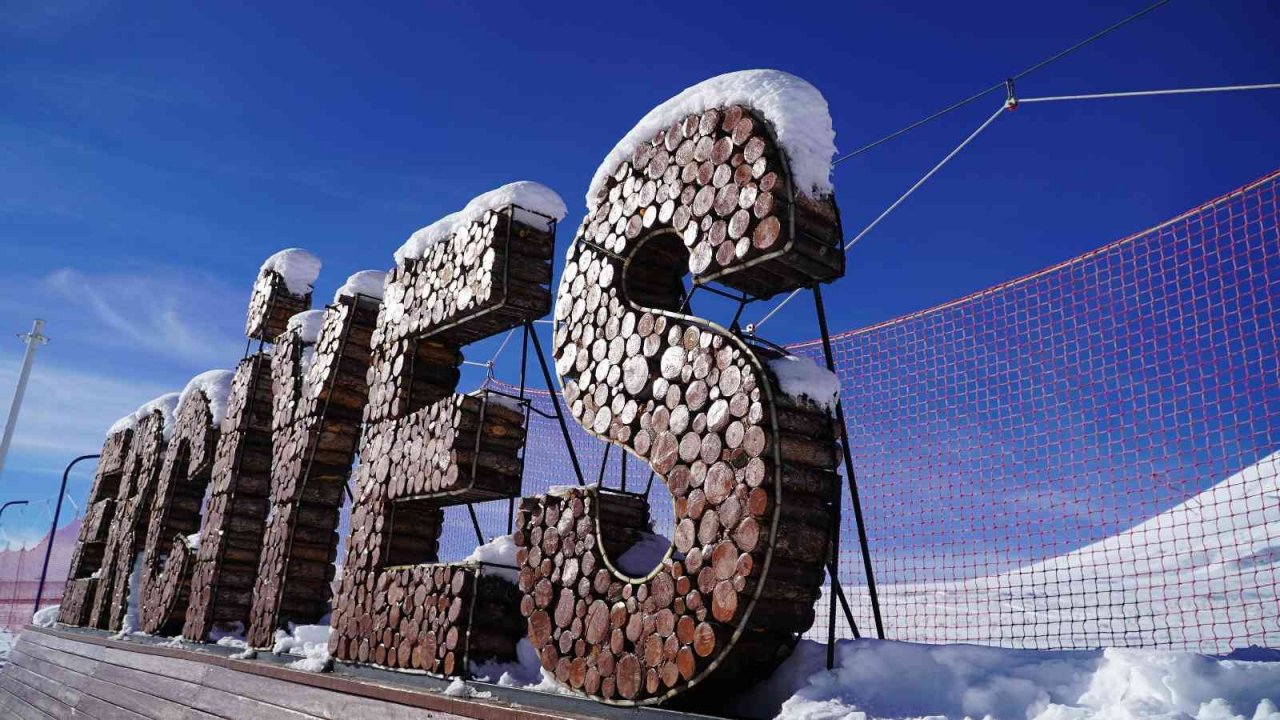 Erciyes’te muhteşem kış manzarası