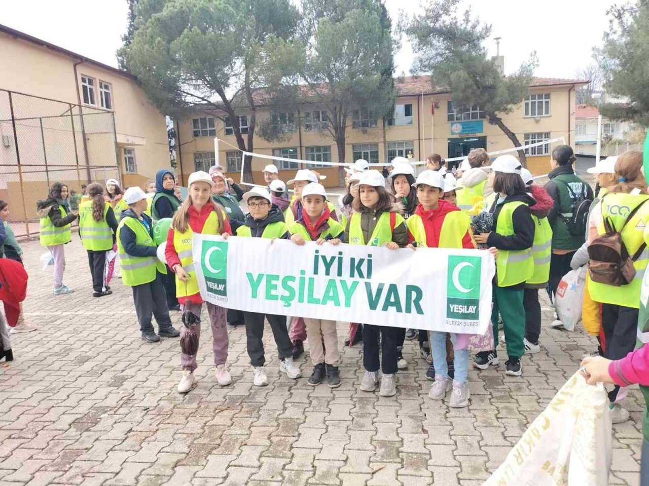 Bayırköy’de ‘Sağlıklı Yaşam İçin Doğa Yürüyüşü’ yapıldı