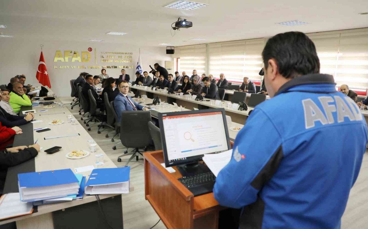 Afyonkarahisar’da kış tedbirleri toplantısı