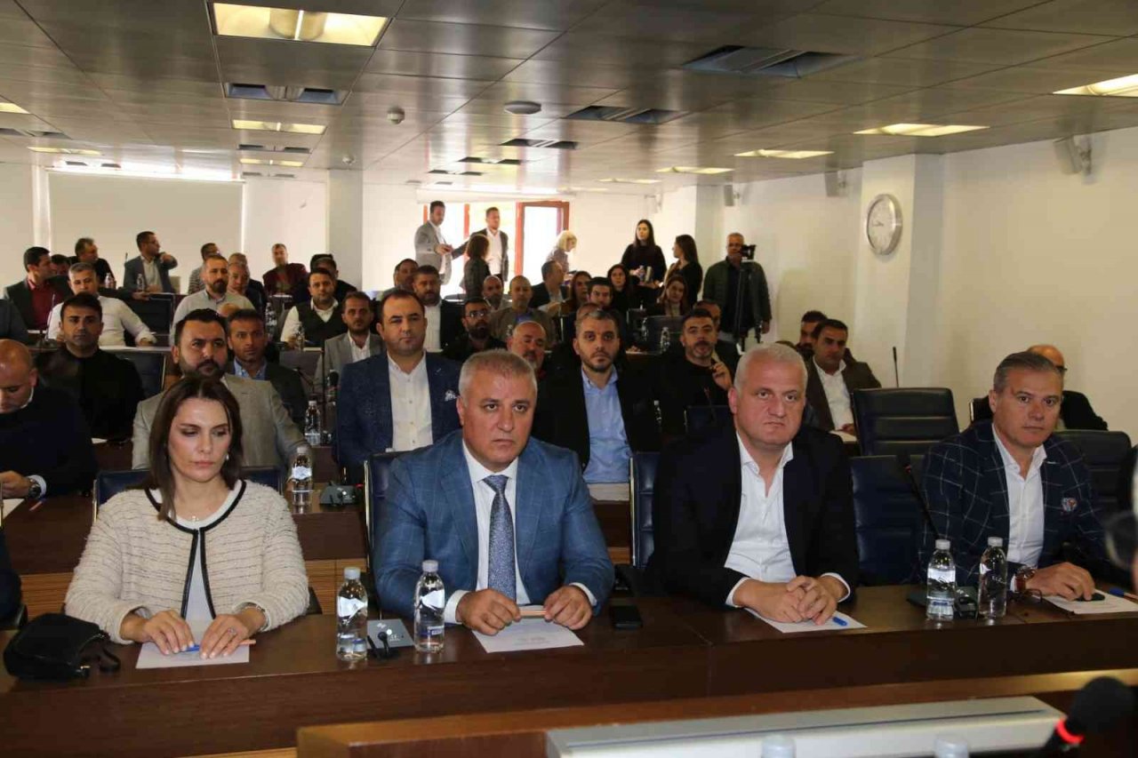 ALTSO’da çalışma komisyonları karma listeyle oluşturuldu