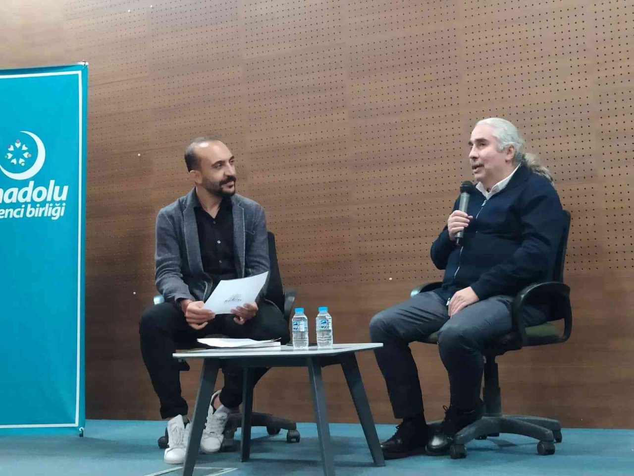 AÖB Kitap Okuma Akademisi’nin konuğu Şair Ali Ural oldu