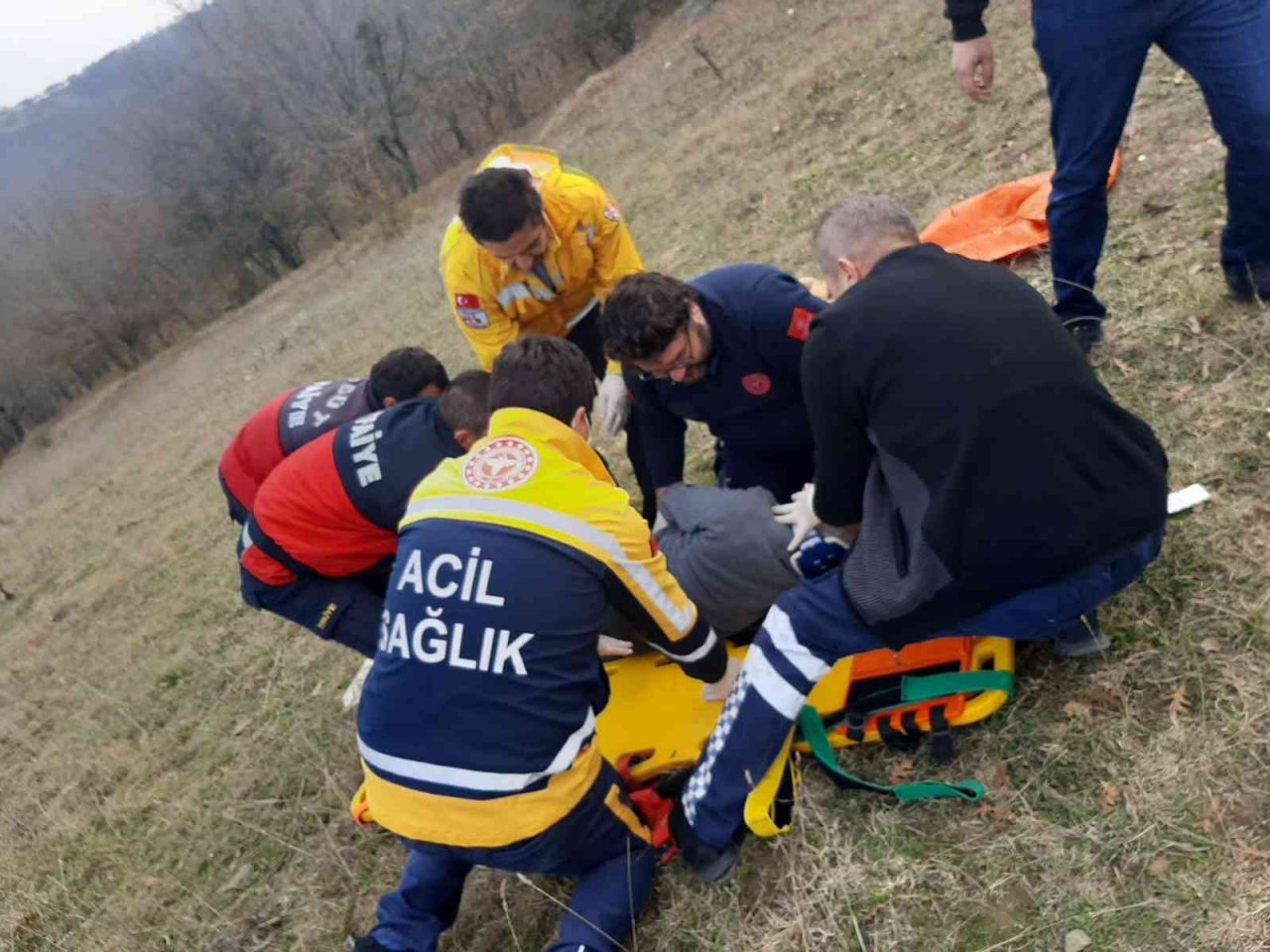 Bilecik’te yolcu midibüsü şarampole devrildi: 7 yaralı