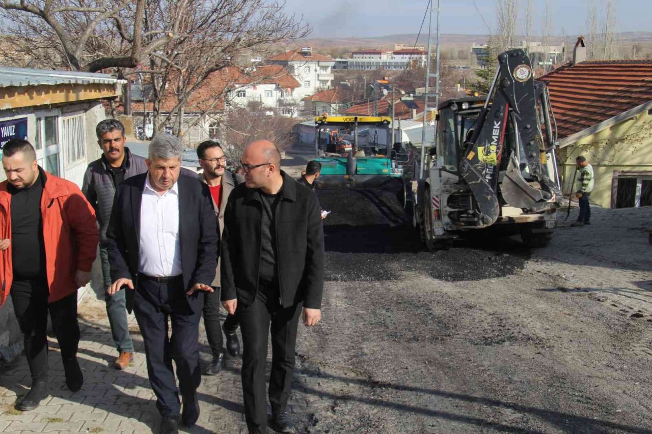 Bünyan’da asfalt çalışmaları sokaklarda devam ediyor