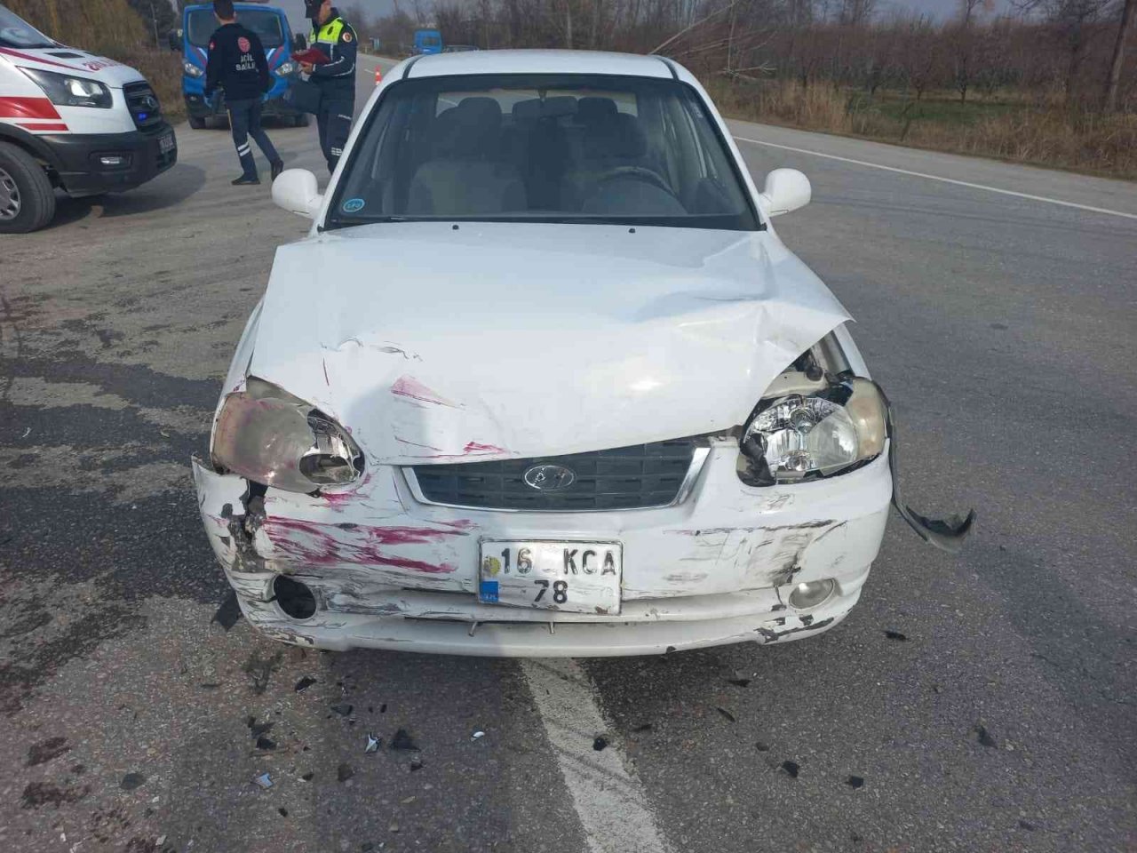 Bursa’da 2 otomobil çarpıştı: 3 yaralı