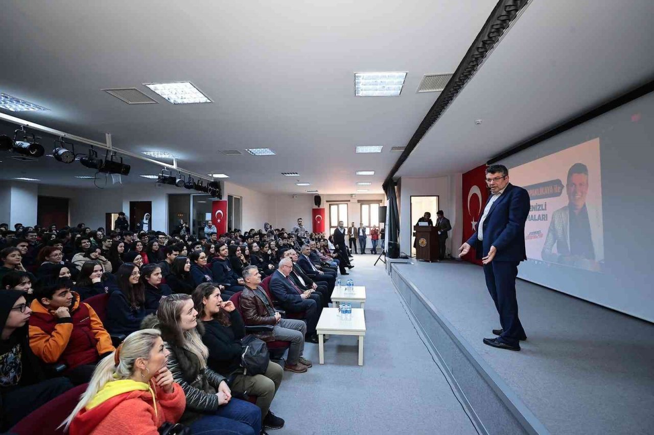 Türkiye’nin önde gelen isimleri gençlerle buluşuyor