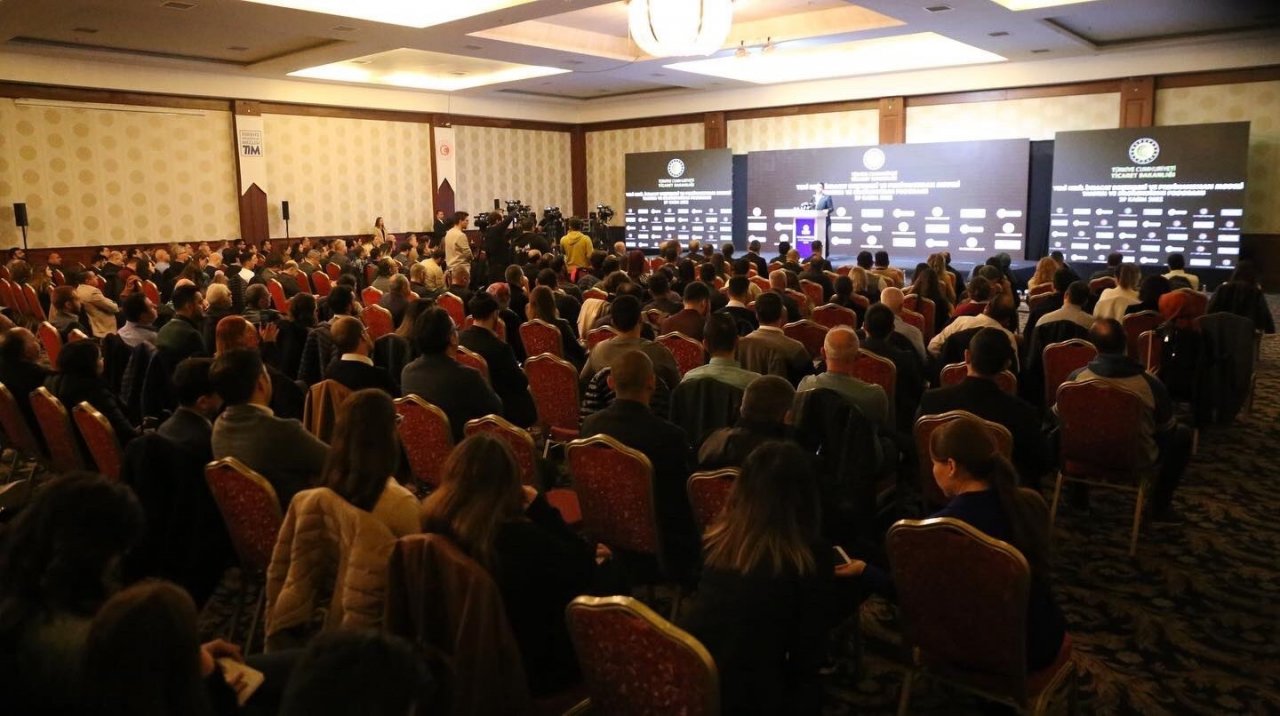 DENİB Başkanı Memişoğlu; “2022’yi geçen yıla göre yüzde 5 ile 6 ihracat artışıyla kapatacağız”