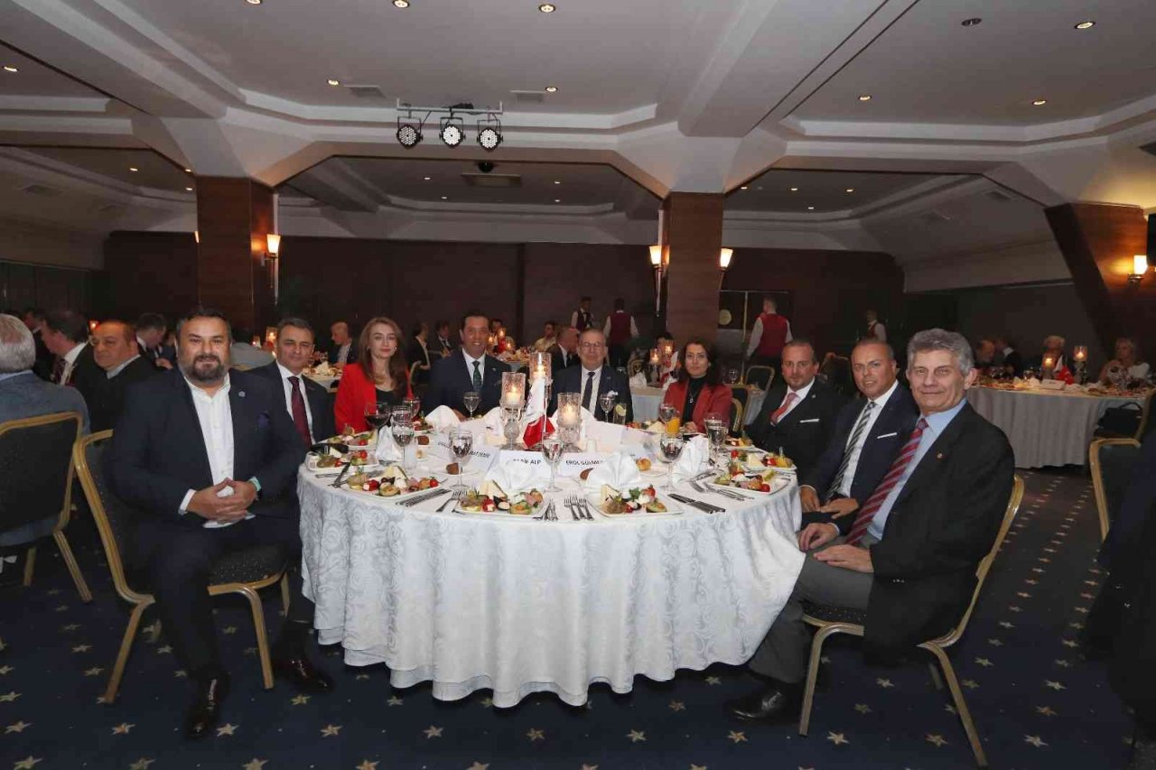 Doç. Dr. Cihat Yaycı: "Türkiye ile Mısır’ın yan yana gelmesi Yunanistan’ı rahatsız etti"