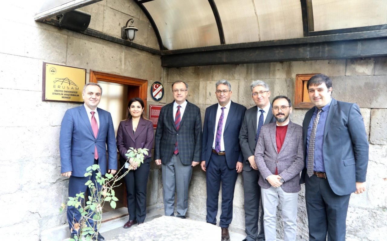 Rektör Altun’dan, ERUSAM’a ziyaret