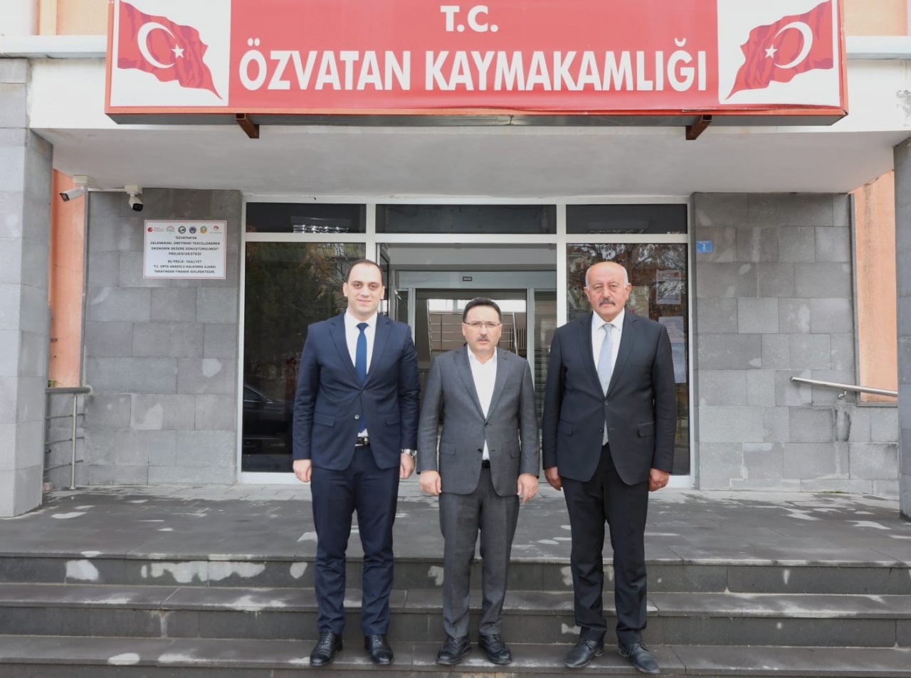 Vali Çiçek İlçe Ziyaretlerine Devam Ediyor