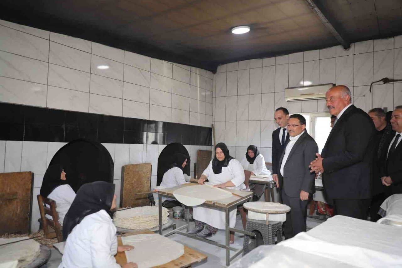 Vali Çiçek İlçe Ziyaretlerine Devam Ediyor