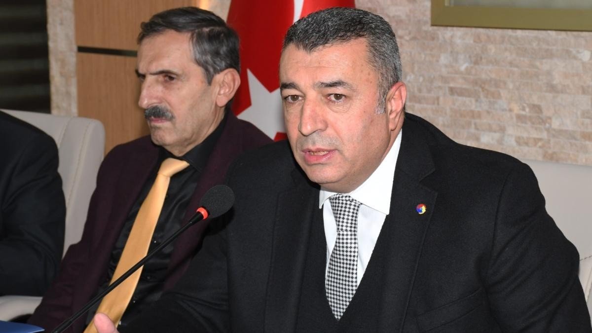 Kayısıda yeni pazar yeri arayışı