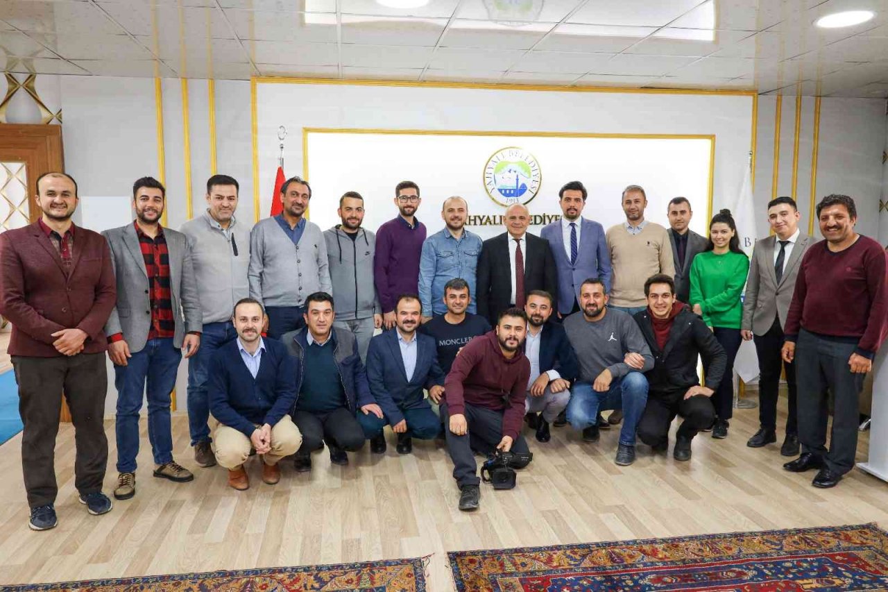 Yahyalı Belediyesi sözleşmeli personellerinden teşekkür ziyareti