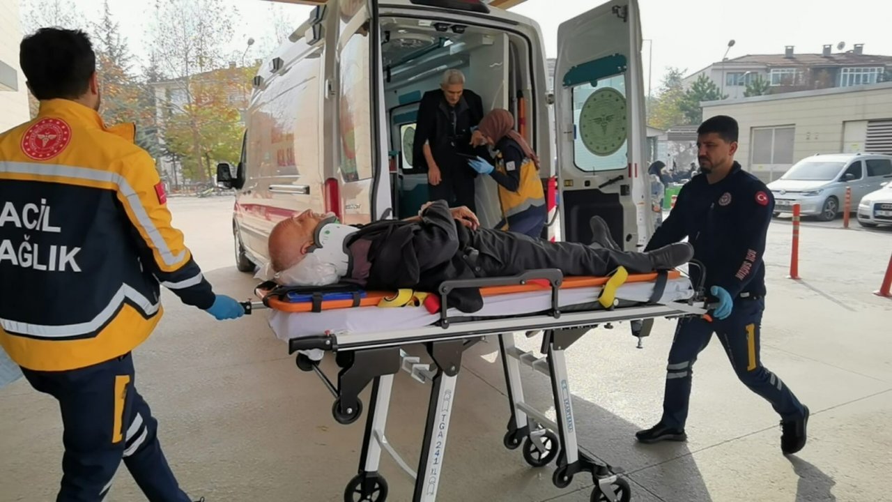 Bursa’da 2 otomobil çarpıştı: 3 yaralı