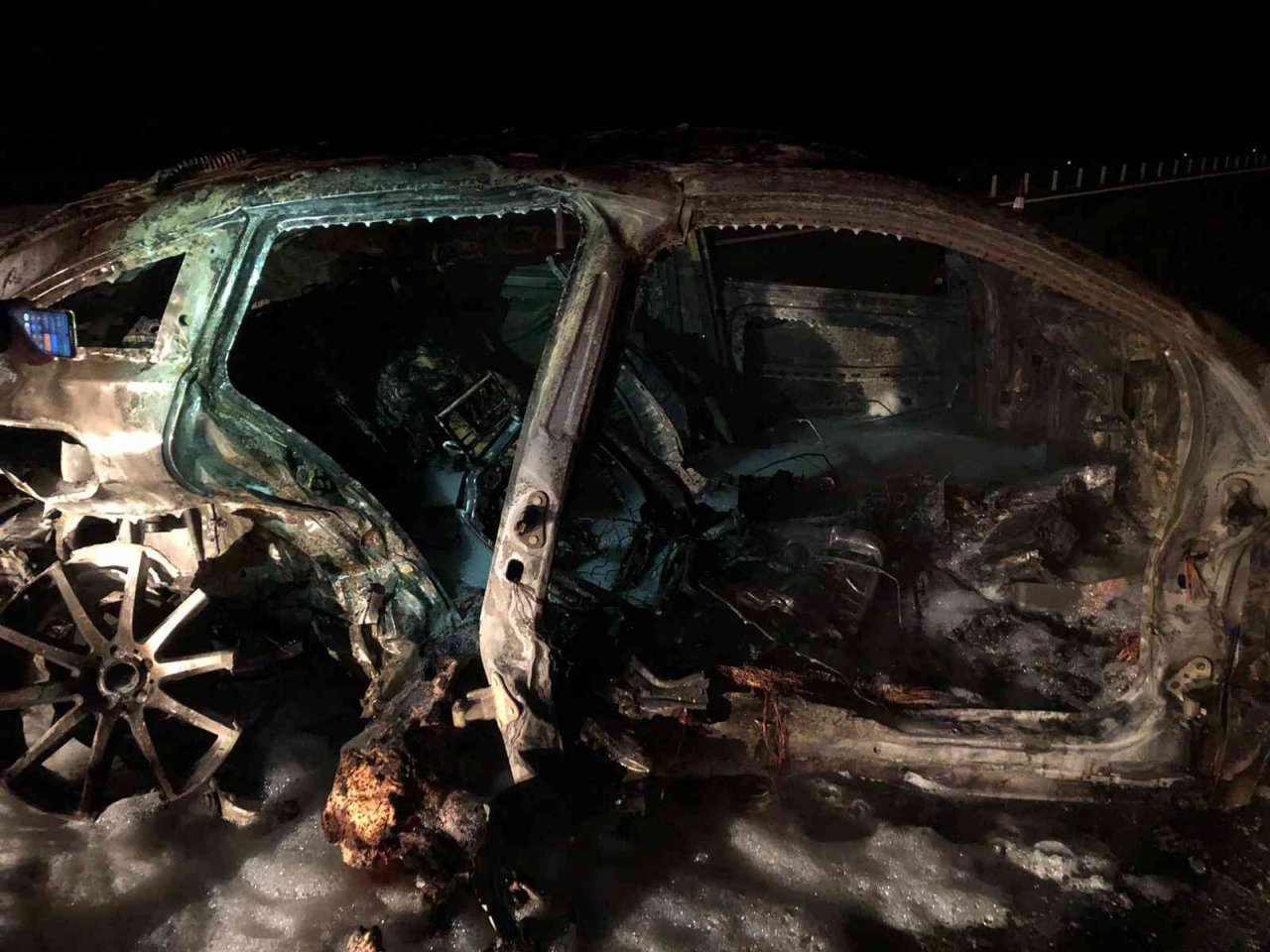 Ankara-Niğde Otobanında kaza;3 ölü 1 yaralı