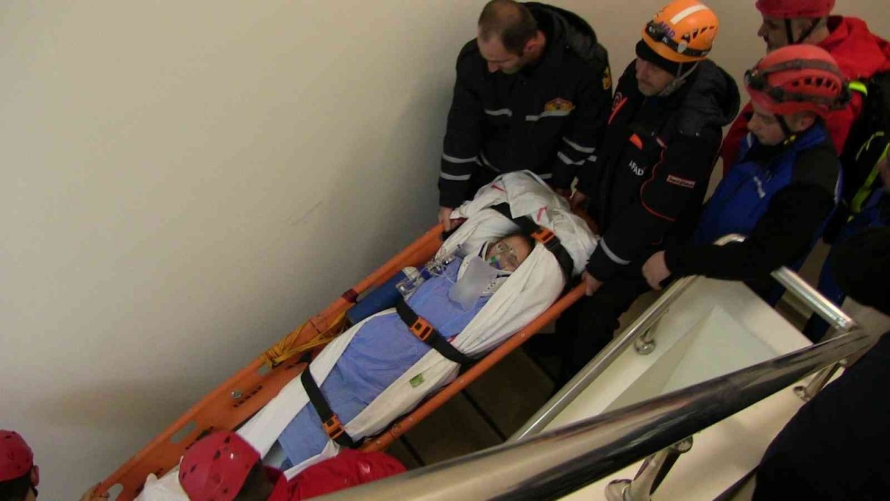 Artvin’de hastanede gerçeği aratmayan tatbikat