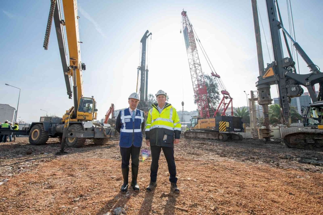 Buca Metrosunda ilk kazık çakıldı