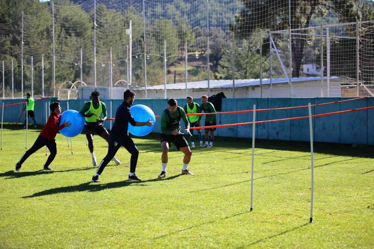 Rıza Karakaya: "Biz şampiyonluğa kurulmuş bir takım değiliz"