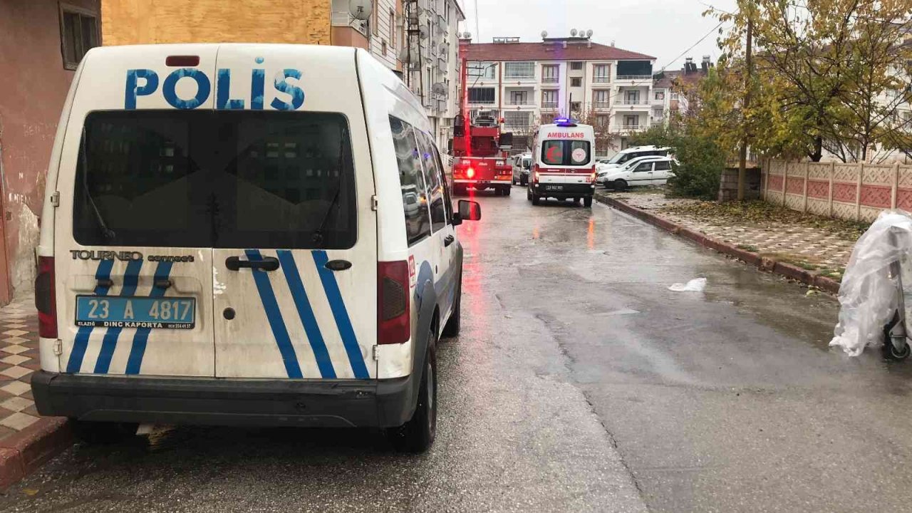 Kömürlüğe giren anne kahroldu, oğlunun cansız bedeni ile karşılaştı