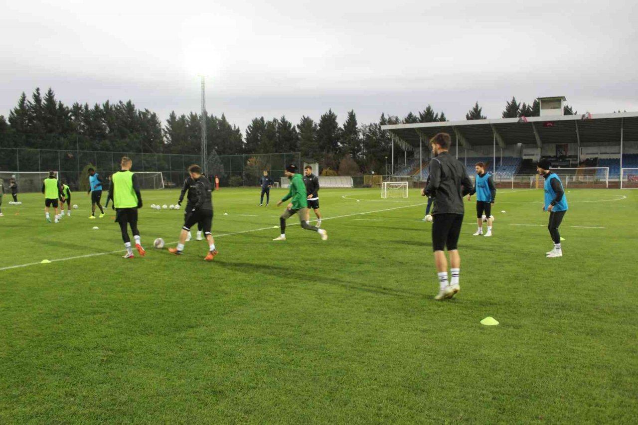 Gaziantep FK Teknik Direktörü Erol Bulut’un hedefi ilk 10