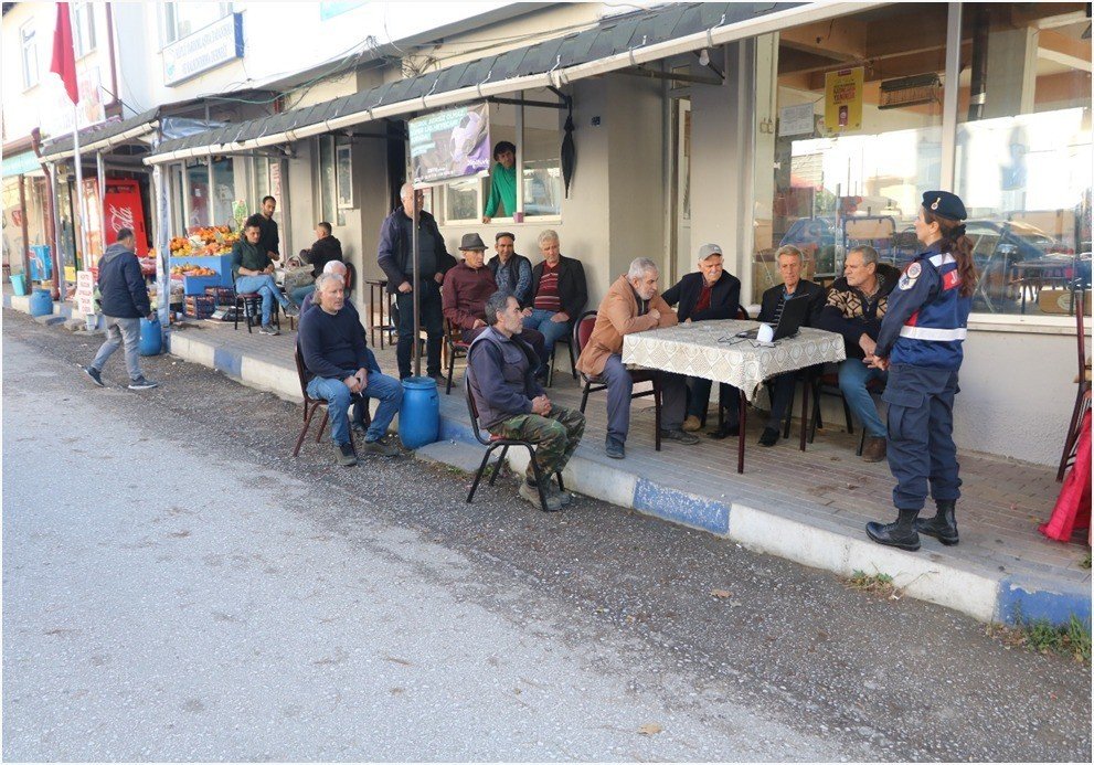 272 kadının telefonuna KADES uygulaması indirildi